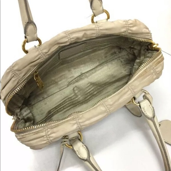 Authentic Prada quilted Satchel Saffiano Leather - Picture 4 of 7